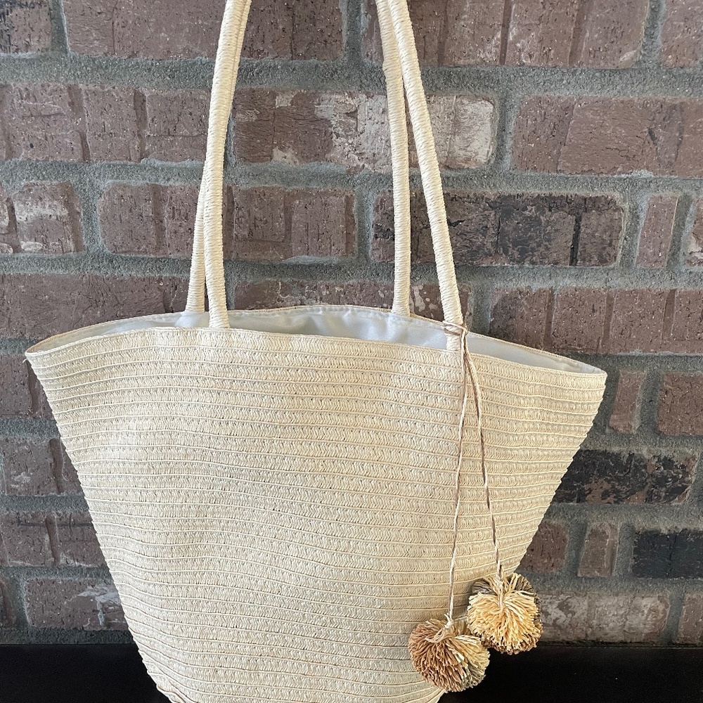 Woven Starw Purse
